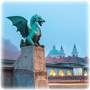 Die Statue eines Drachens in der Hauptstadt